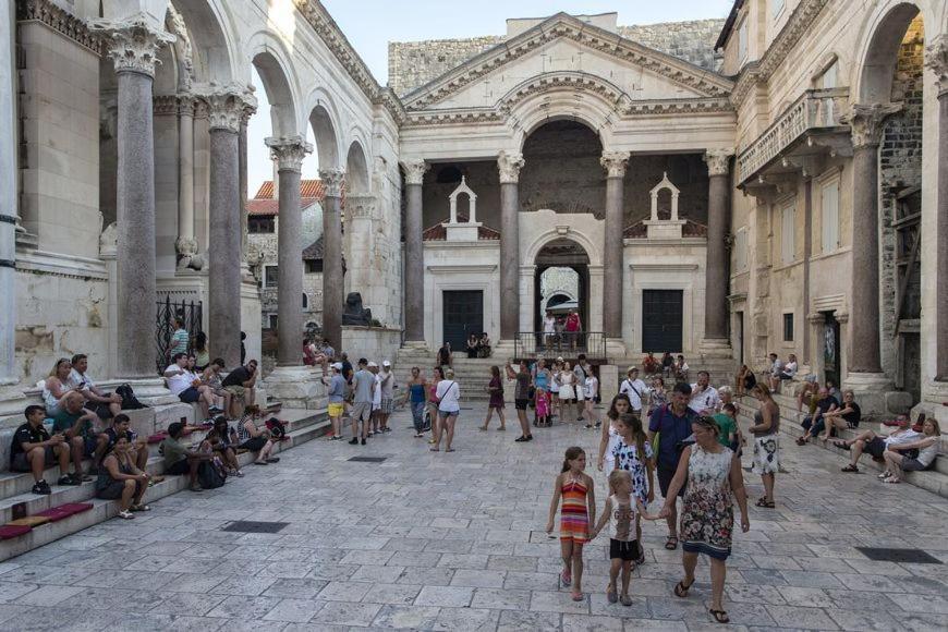 Luxury Apartment In Ancient City Split Extérieur photo